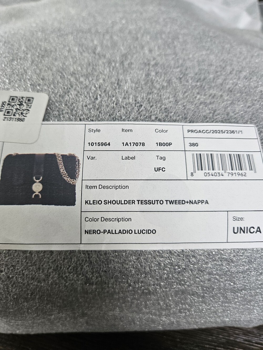 NWT💎💎Versace Black Tweed And Leather Shoulder Bag - Picture 2 of 11